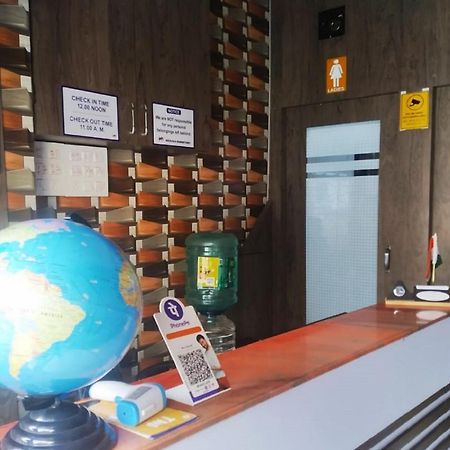 Neenava Dormitory Mumbai Dış mekan fotoğraf