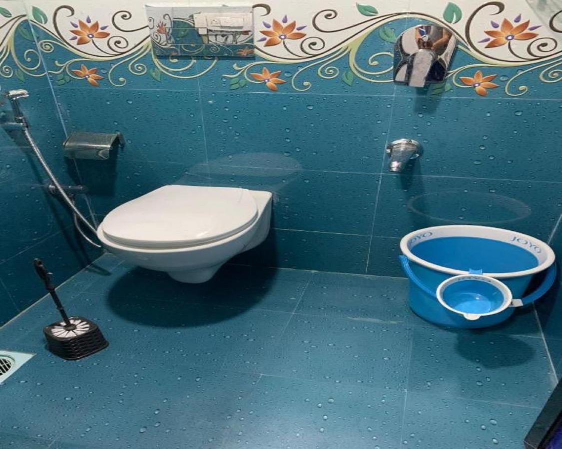 Neenava Dormitory Mumbai Dış mekan fotoğraf