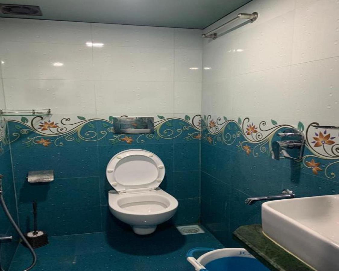 Neenava Dormitory Mumbai Dış mekan fotoğraf